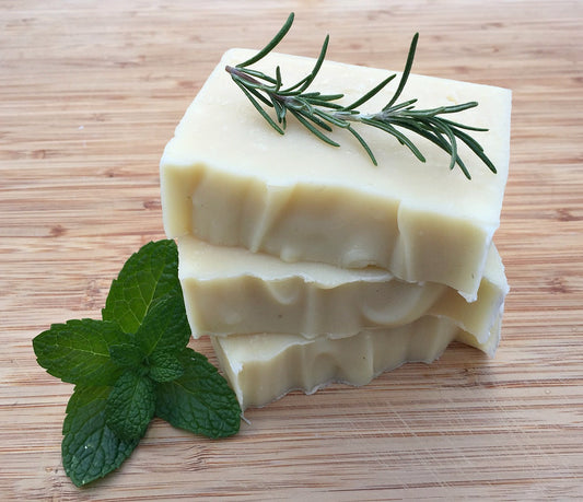 The Benefits of Shampoo Bars for Colour-Treated Hair
